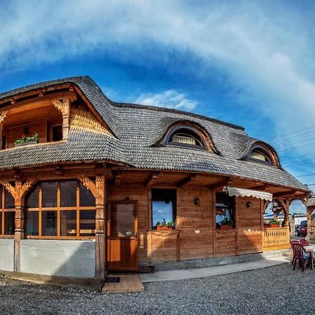 Hotel Casa Buga Vişeu de Sus Exterior foto